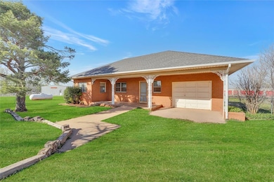 4715 W 3rd St, Elk City, OK 73644 - photo 2