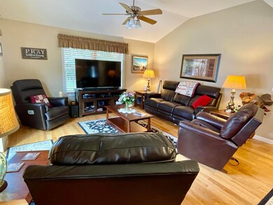 5 Jamesway Dr, Litchfield, NH 03052 - photo 5