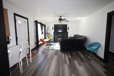 222 W River St, Orange, MA 01364 - photo 3