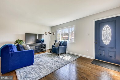 13100 Parkland Dr, Rockville, MD 20853 - photo 6