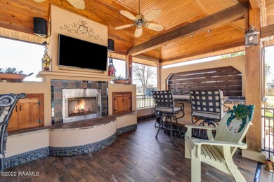 1011 Gallet Road-30