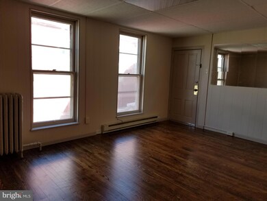 30 S Church St unit 4, Waynesboro, PA 17268 - photo 5