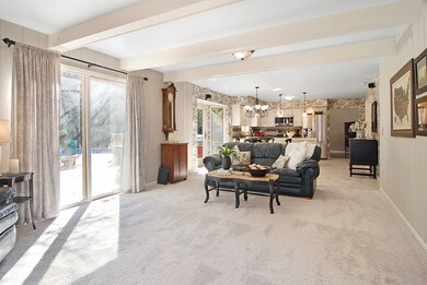 1330 Violet Ln, Batavia, IL 60510 - photo 4