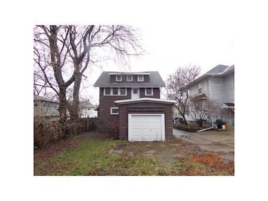 817 Bancroft Ct, Lansing, MI 48915 - photo 6