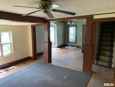 924 N Crafford St, Bushnell, IL 61422 - photo 7