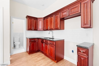 639 Grove St unit 1, Irvington, NJ 07111 - photo 2