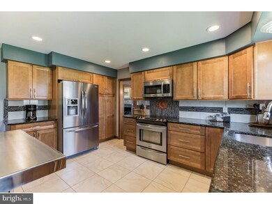 648 Heritage Rd, Sewell, NJ 08080 - photo 7