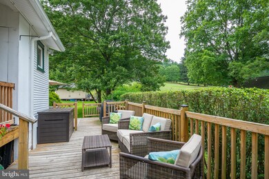 1510 Butter Ln, Reading, PA 19606 - photo 6