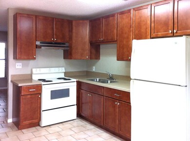 643 37th St unit A&B, West Palm Beach, FL 33407 - photo 3