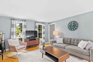 4 Fieldstone Way, Hopedale, MA 01747 - photo 4