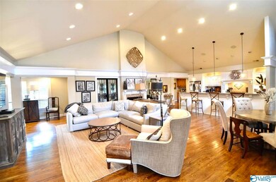 108 Fairoaks Cir, Gadsden, AL 35901 - photo 2