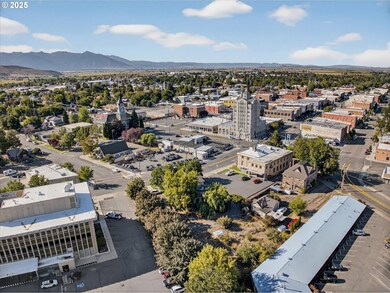 1610 Dewey Ave, Baker City, OR 97814 - photo 7