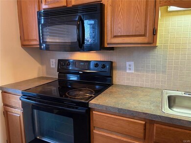 1743 Schoenersville Rd, Bethlehem, PA 18018 - photo 4