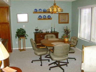 612 S Privet Way unit 80, Mesa, AZ 85208 - photo 7