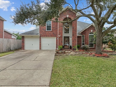 15514 Contender Ln, Friendswood, TX 77546 - photo 2