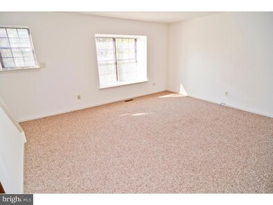 1945 Yorktown N, Norristown, PA 19403 - photo 6