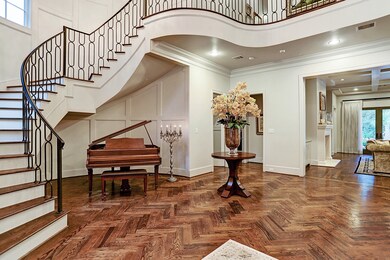 2020 S Piney Point Rd, Houston, TX 77063 - photo 5