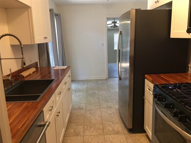 722 Dezso Dr, Alvin, TX 77511 - photo 6