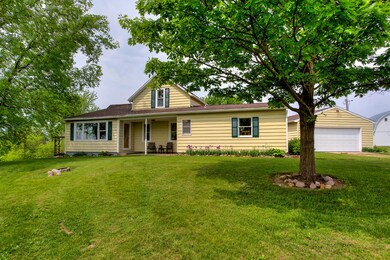 Great home with 2 car garage!