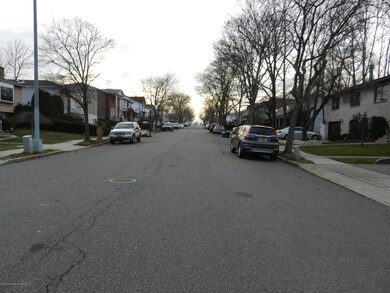 396 Rathbun Ave 004