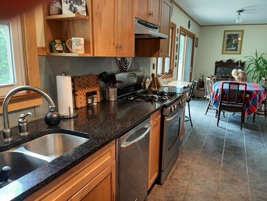 172 James St, Charlestown, NH 03603 - photo 4