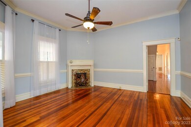 728 E Broad St, Statesville, NC 28677 - photo 7
