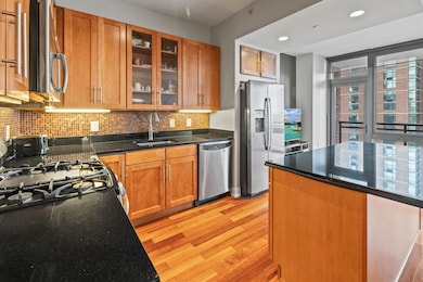 A Condominiums unit 22B, Jc, Downtown, NJ 07302 - photo 5