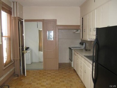 229 N 16th St, Allentown, PA 18102 - photo 6