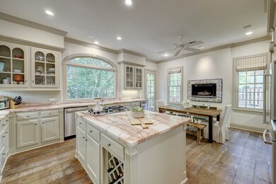 1 Hudson Cir, Houston, TX 77024 - photo 6