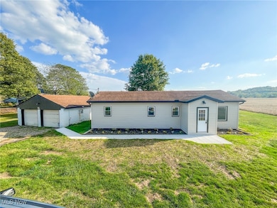 205 E 7th St, West Lafayette, OH 43845 - photo 2