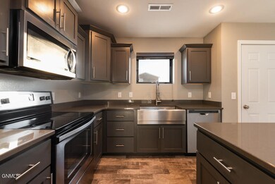 3503 Amity Cir MLS-22