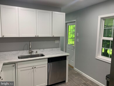 45585 Baringer Dr, California, MD 20619 - photo 7