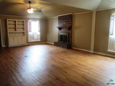 404 Woodland Hills Dr, Tyler, TX 75701 - photo 4