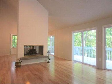 76 Birchwood Ln, Lincoln, MA 01773 - photo 2