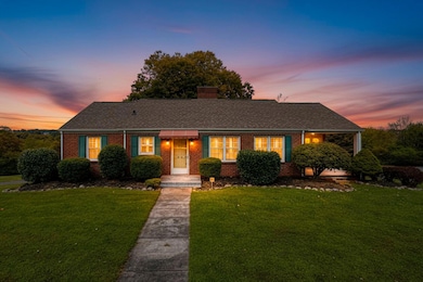 FANTASTIC CURB APPEAL