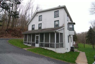 60 Grist Mill Rd, Boyertown, PA 19512 - photo 2