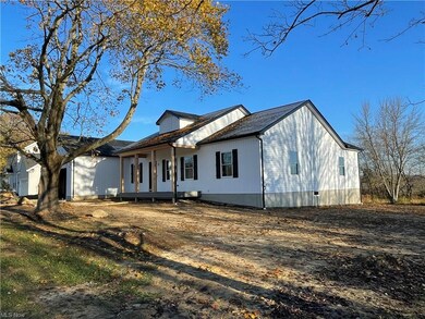 1343 Lake Vue Dr, Roaming Shores, OH 44085 - photo 3