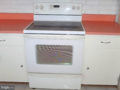 8404 Forrester Blvd unit 571, Springfield, VA 22152 - photo 6