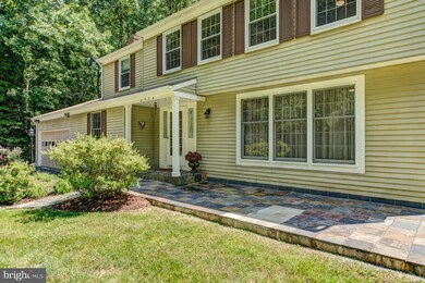 2934 Harvest Glen Ct, Herndon, VA 20171 - photo 2