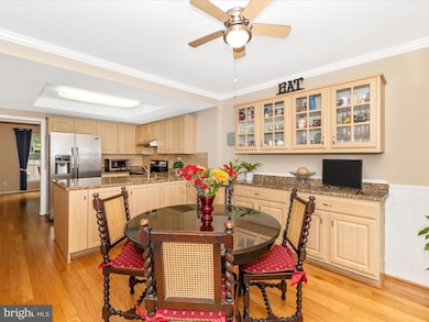 20105 Waringwood Way, Montgomery Village, MD 20886 - photo 7