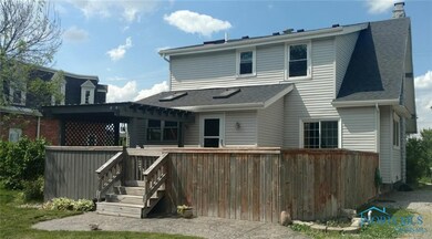 22x17 deck, with 12x12 canopy, stamped walkway, gr