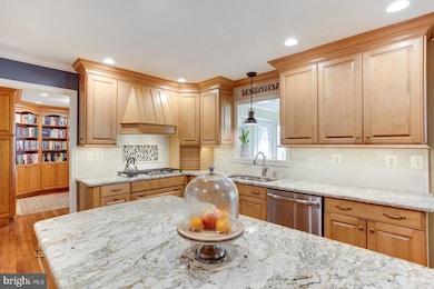 8310 Quince View Ln, Owings, MD 20736 - photo 6