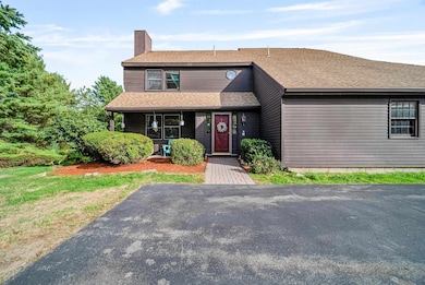 64 Stacey Cir, Windham, NH 03087 - photo 2