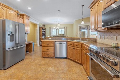 2419 Tay, Lake Charles, LA 70611 - photo 6