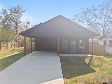 100 Wilson St, Arp, TX 75750 - photo 3