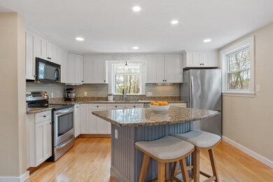 5 Mohawk Dr, Acton, MA 01720 - photo 4