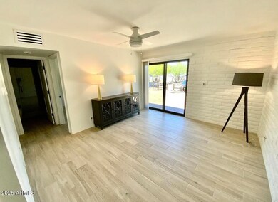 5811 E Surrey Dr unit 2, Cave Creek, AZ 85331 - photo 3