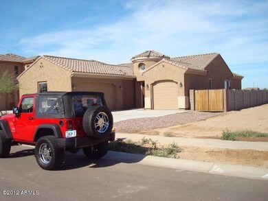 3-car garage