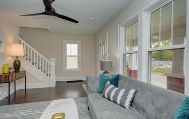 Living Room (4)