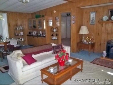 222 Cranbrook Cir, Hendersonville, NC 28792 - photo 5